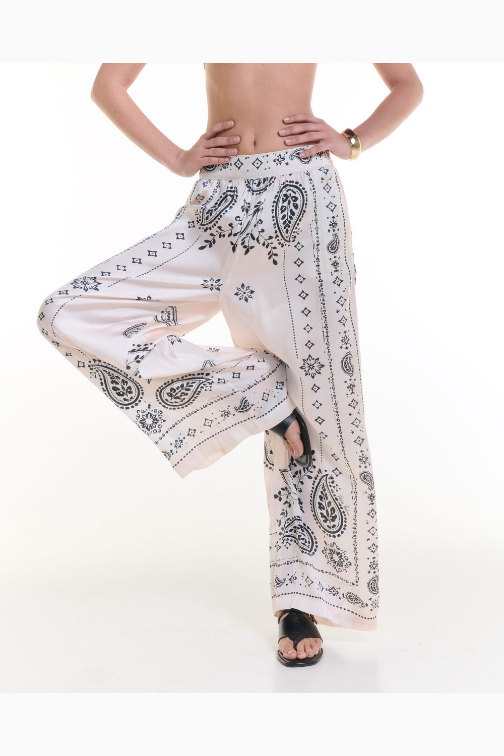 Vassia Kostara Off White Pants VKSS26084