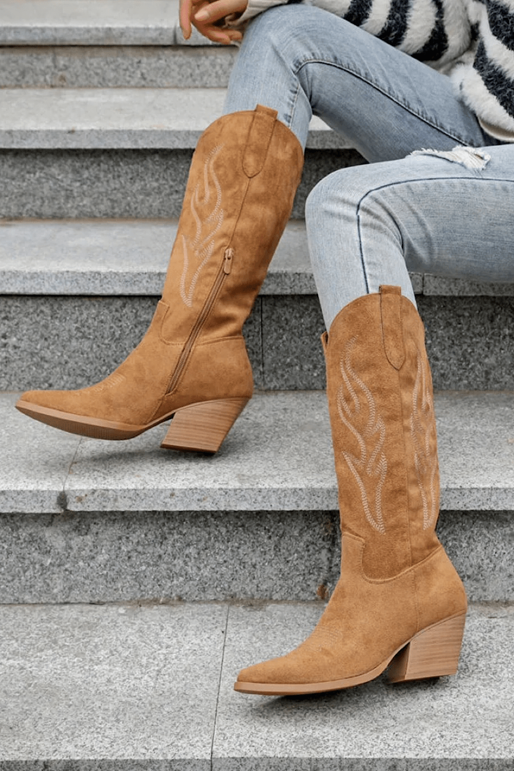 Findlay Cowboy Camel Boots Y2219