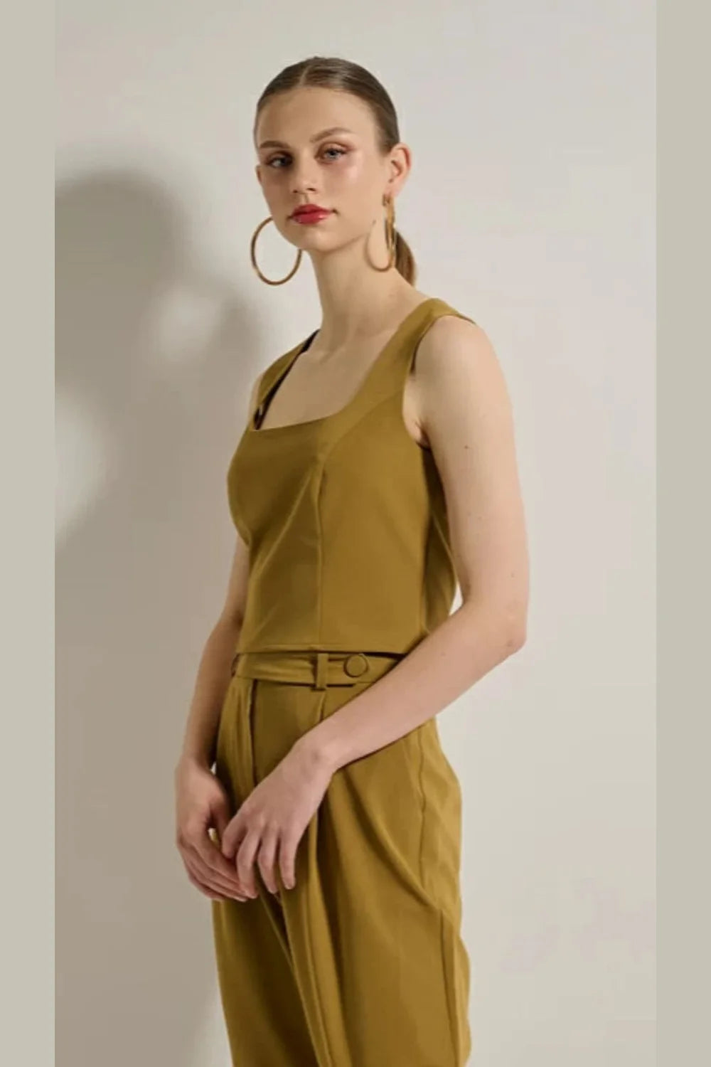 Desiree Αμάνικο Τοπ Κοντό Olive 17.42012
