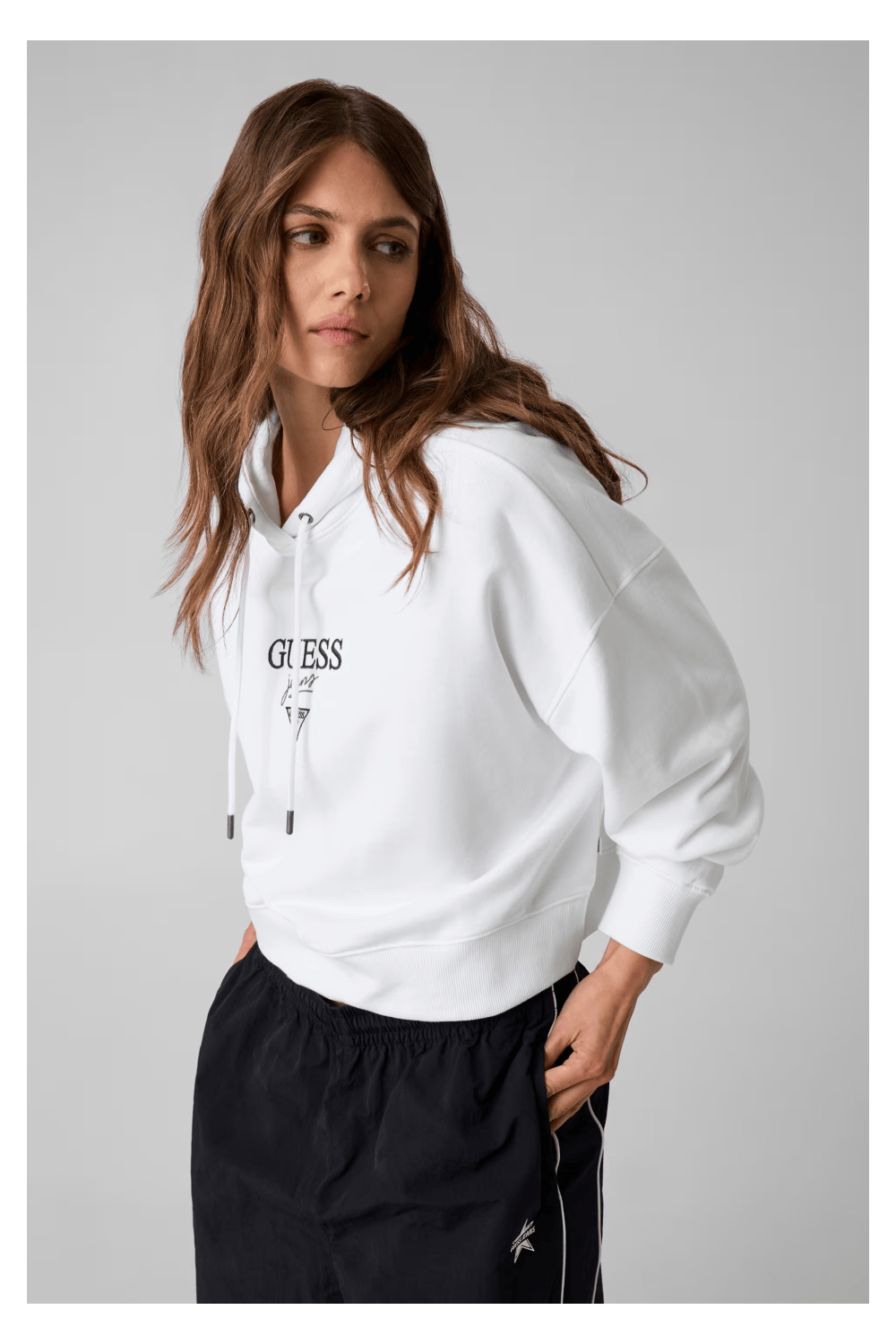 Guess Jeans Φούτερ Μπλούζα με Λογότυπο Άσπρη W6RQ00K68I4-G011