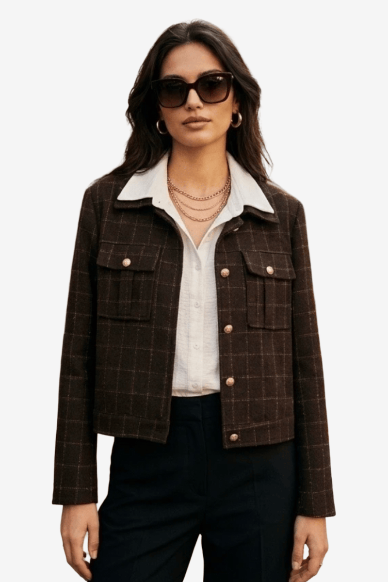 Soky & Soka Κοντό Καρό Tweed Σακάκι με Ανάγλυφη Υφή και Χρυσά Κουμπιά Καφέ 7065