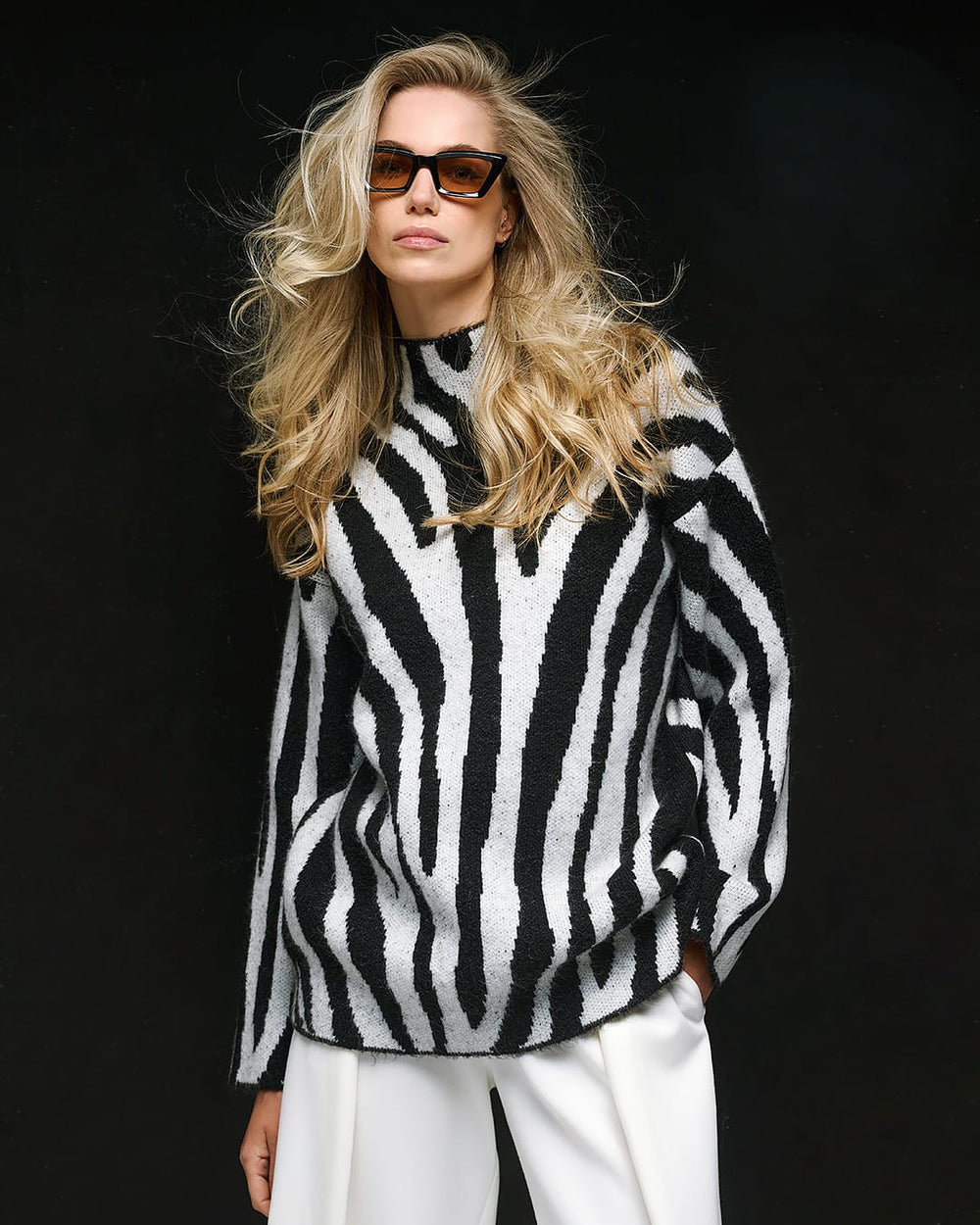 Tailor Made Zebra Πλεκτή Μπλούζα Άσπρο/Μαύρο TM0893