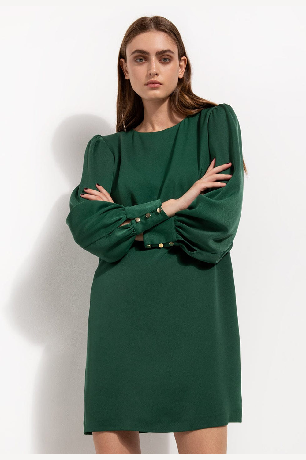 Desiree Loose Dress with Buttons on the Sleeve Green 08.35092