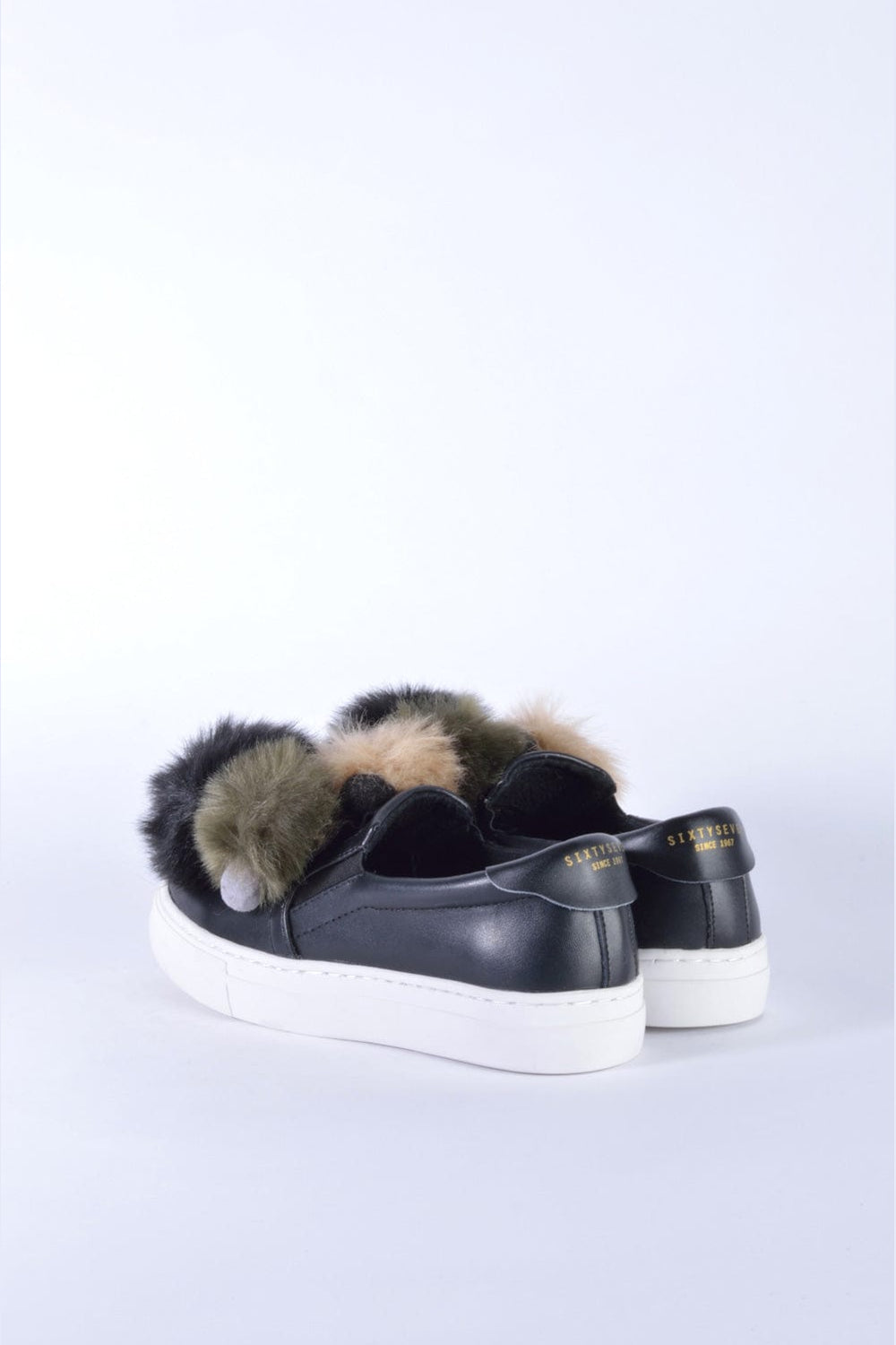 SixtySeven Μαύρο Sneaker Με Γούνινες Φούντες